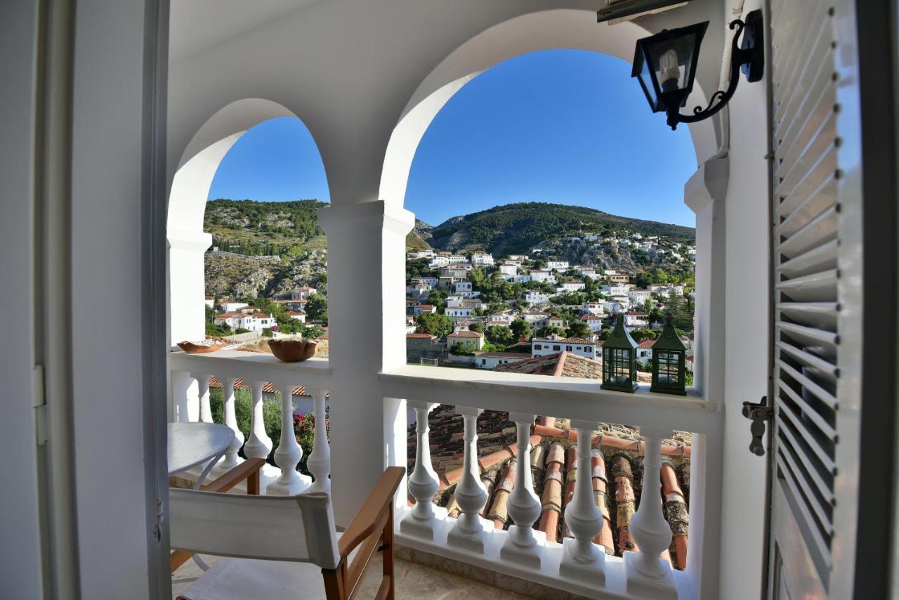 Feel At Home - Family House In Hydra Exterior foto