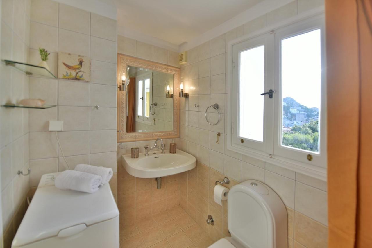 Feel At Home - Family House In Hydra Exterior foto